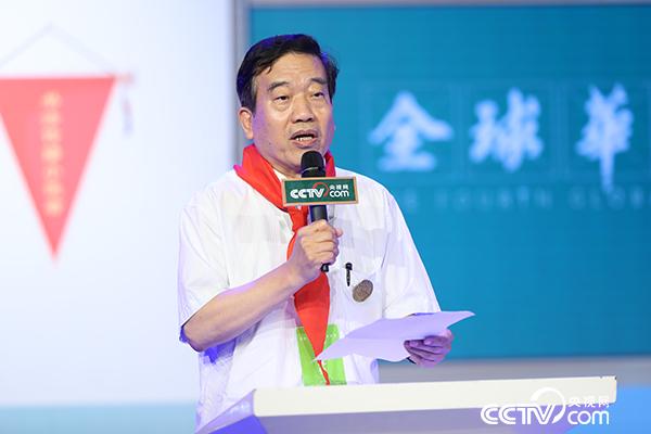 导师代表中国书法家协会主席苏士澍先生致辞