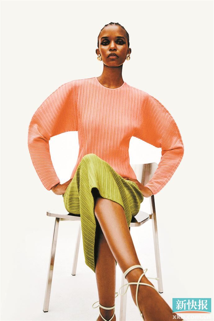 可尝试粉色+绿色组合,协调打造温柔治愈感氛围。