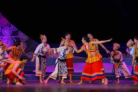 Folk&nbsp;artists&nbsp;who&nbsp;live&nbsp;in&nbsp;the&nbsp;region's&nbsp;rugged&nbsp;mountains&nbsp;and&nbsp;valleys&nbsp;have&nbsp;brought&nbsp;their&nbsp;rich&nbsp;musical&nbsp;traditions&nbsp;to&nbsp;Beijing,&nbsp;at&nbsp;the&nbsp;ethnic&nbsp;cultural&nbsp;heritage&nbsp;display&nbsp;being&nbsp;held&nbsp;in&nbsp;the&nbsp;city.&nbsp;