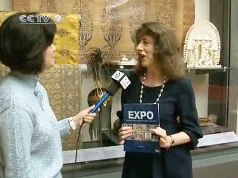 Anna&nbsp;Jackson,&nbsp;the&nbsp;curator&nbsp;for&nbsp;the&nbsp;Asian&nbsp;Department&nbsp;of&nbsp;the&nbsp;Victoria&nbsp;and&nbsp;Albert&nbsp;Museum&nbsp;in&nbsp;Britain