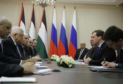 Russia's&nbsp;President&nbsp;Dmitry&nbsp;Medvedev&nbsp;(2nd&nbsp;R)&nbsp;and&nbsp;his&nbsp;Palestinian&nbsp;counterpart&nbsp;Mahmoud&nbsp;Abbas&nbsp;(2nd&nbsp;L)&nbsp;meet&nbsp;in&nbsp;Sochi&nbsp;January&nbsp;26,&nbsp;2010.REUTERS/Ria&nbsp;Novosti/Kremlin/Dmitry&nbsp;Astakhov&nbsp;(RUSSIA&nbsp;-&nbsp;Tags:&nbsp;POLITICS)