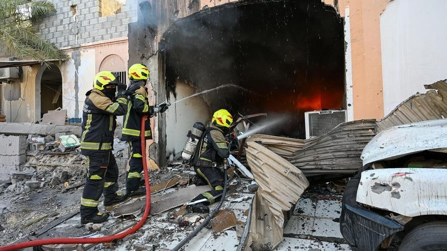 Fresh Iranian attacks reported in Jordan, Kuwait, Bahrain, prompting calls for de-escalation