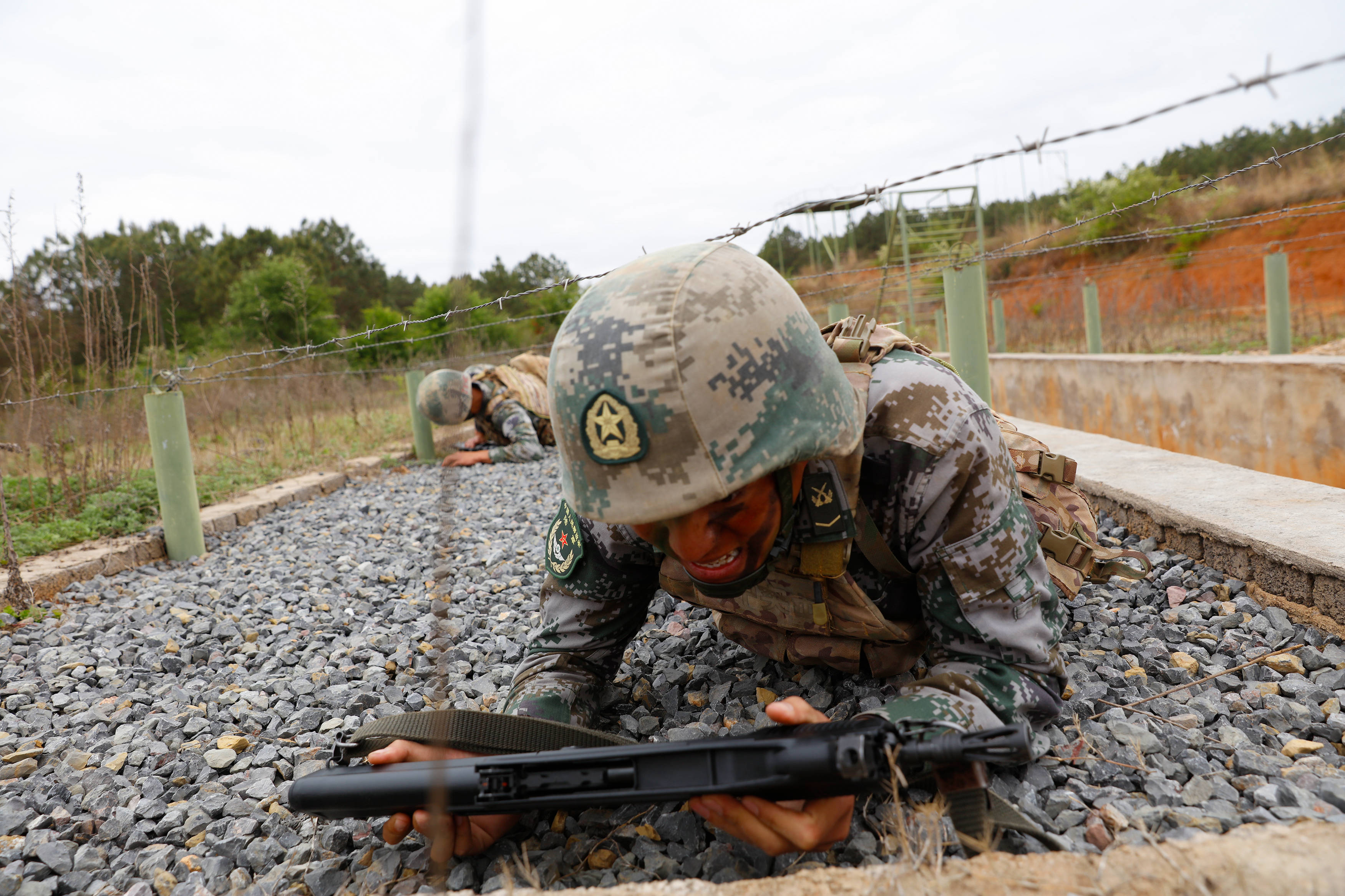 滇东高原走进侦察兵的训练日常