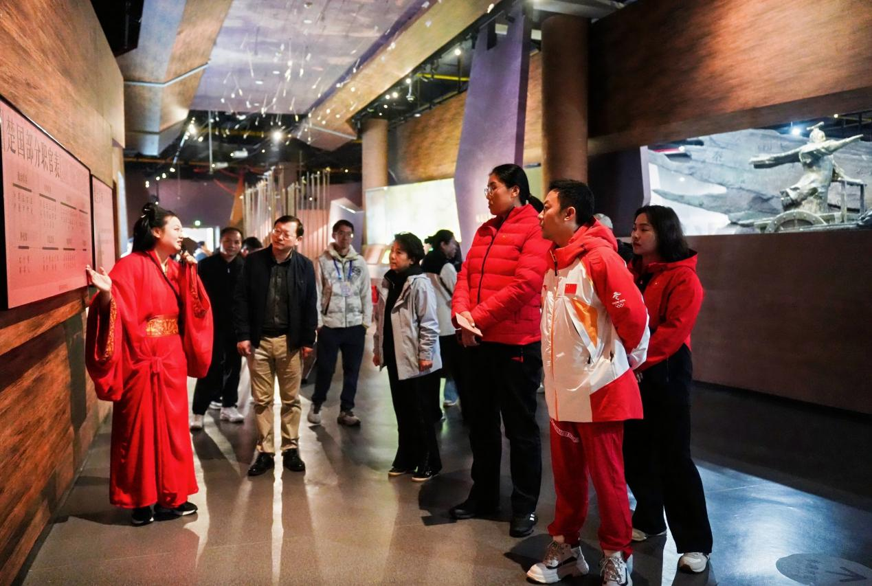 025全国体育文化宣传推广活动暨美丽中国・全民健身跑（湖北·荆州站）成功举办"