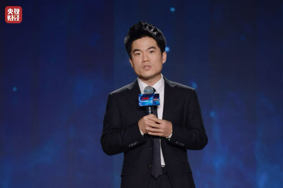 与辉同行（北京）科技有限公司负责人董宇辉