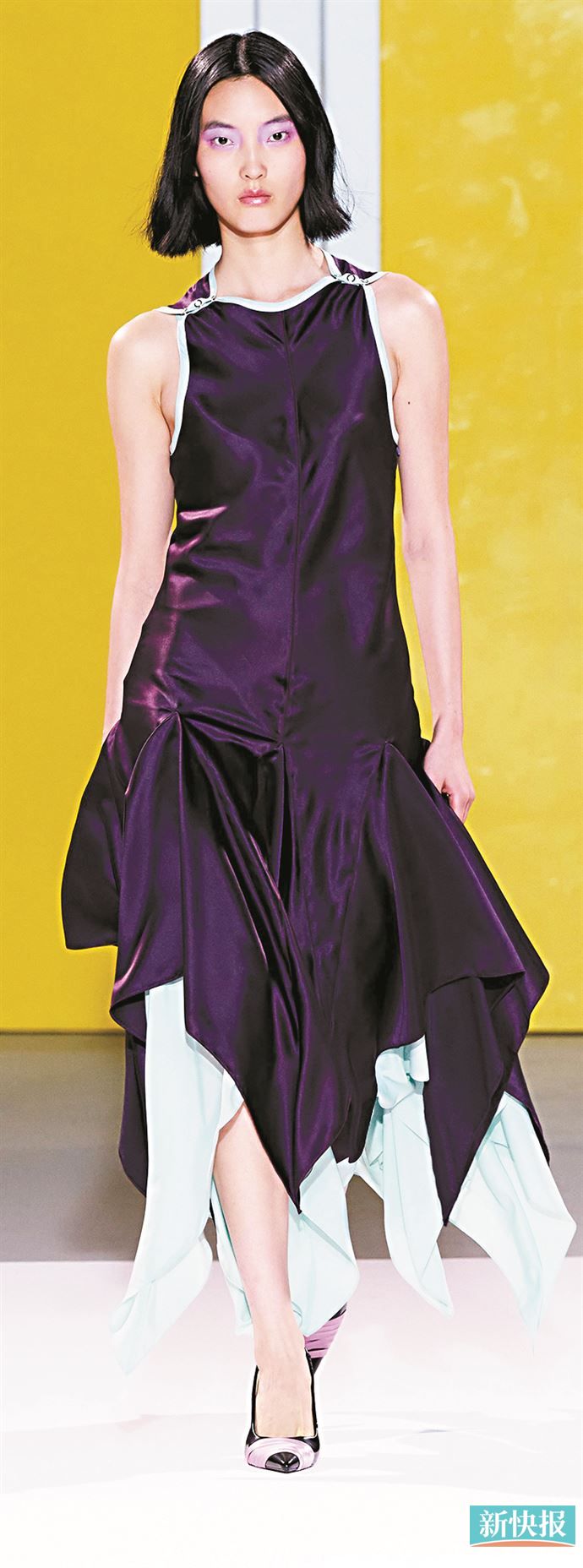 部分水母裙会采用立体多片剪裁或拼接，让裙摆更具立体感，同时修饰胯部线条。