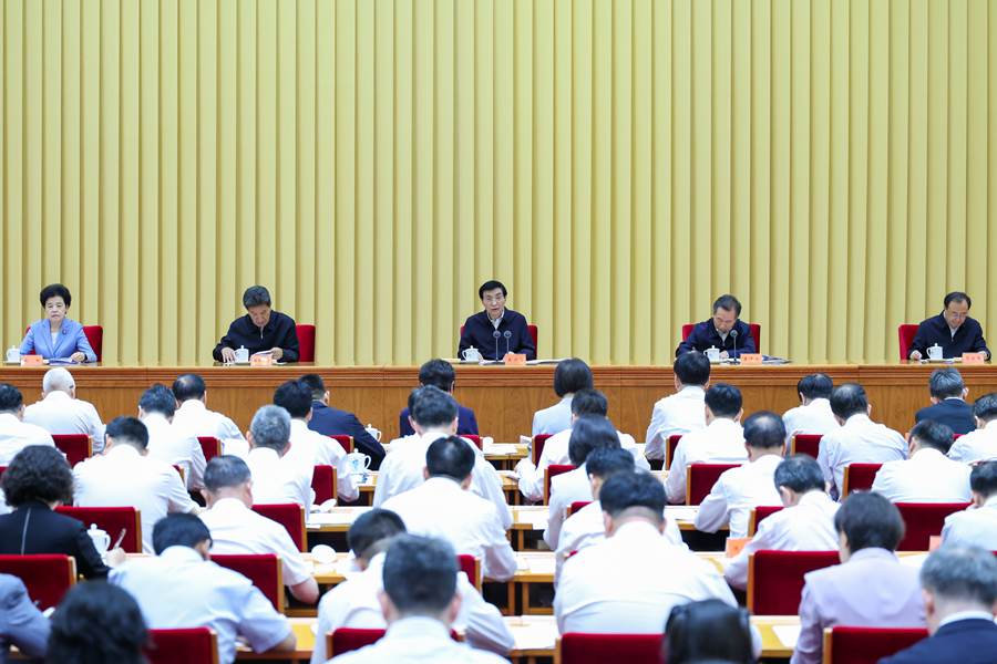7月27日至28日，全国侨务工作会议在北京召开。会上传达了中共中央总书记、国家主席、中央军委主席习近平重要指示。中共中央政治局常委、全国政协主席王沪宁出席会议并讲话。新华社记者 刘彬 摄